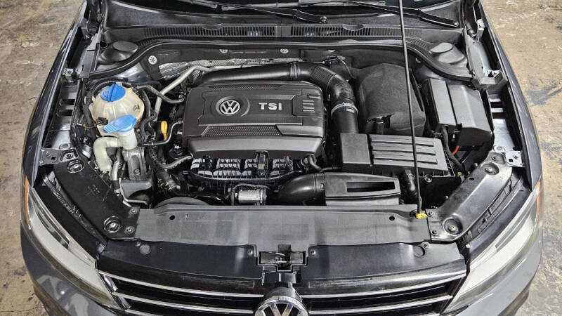 2015 Volkswagen Jetta SEL photo 17