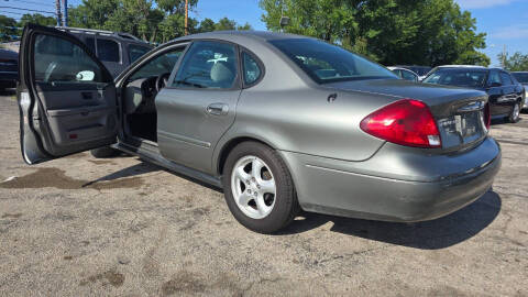 2003 Ford Taurus SES