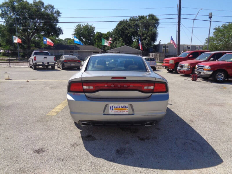 2013 Dodge Charger SE