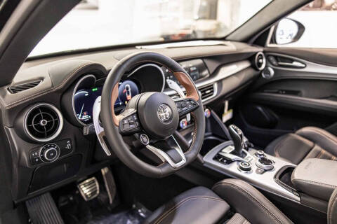 2025 Alfa Romeo Stelvio