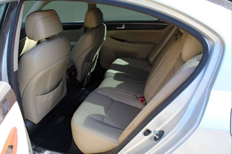 2013 Hyundai Genesis 3.8L