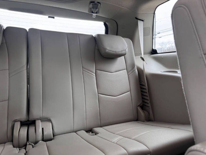 2020 Cadillac Escalade Luxury