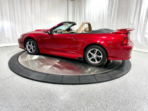 2004 Ford Mustang GT Deluxe