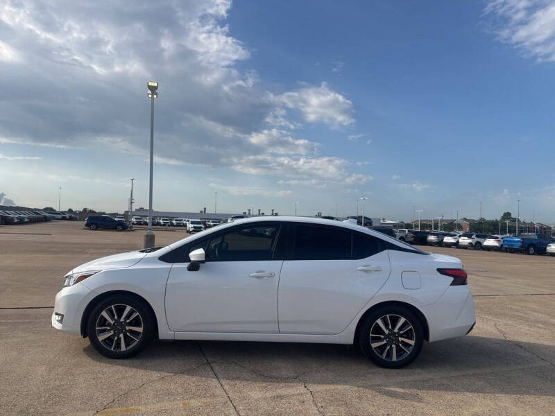 2024 Nissan Versa SV