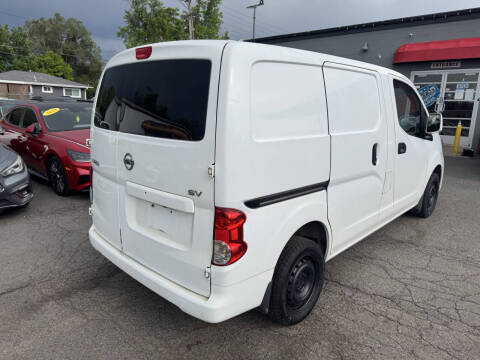 2014 Nissan NV200 SV