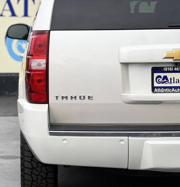 2012 Chevrolet Tahoe LTZ photo 8