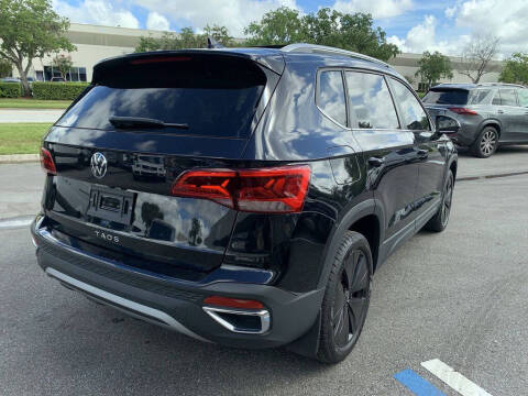 2024 Volkswagen Taos SE