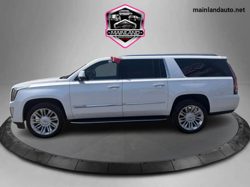 2017 Cadillac Escalade ESV Luxury