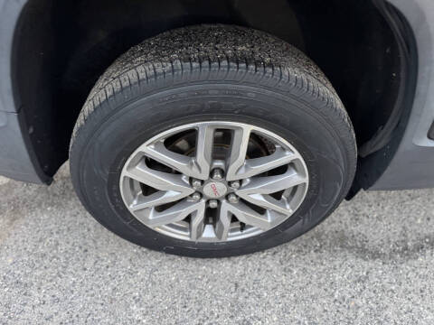 2017 GMC Acadia SLE-2