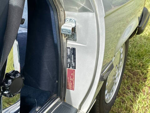 1988 Mercedes-Benz 560-Class 560 SL