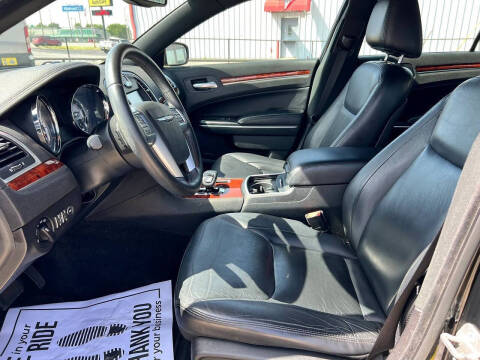2013 Chrysler 300