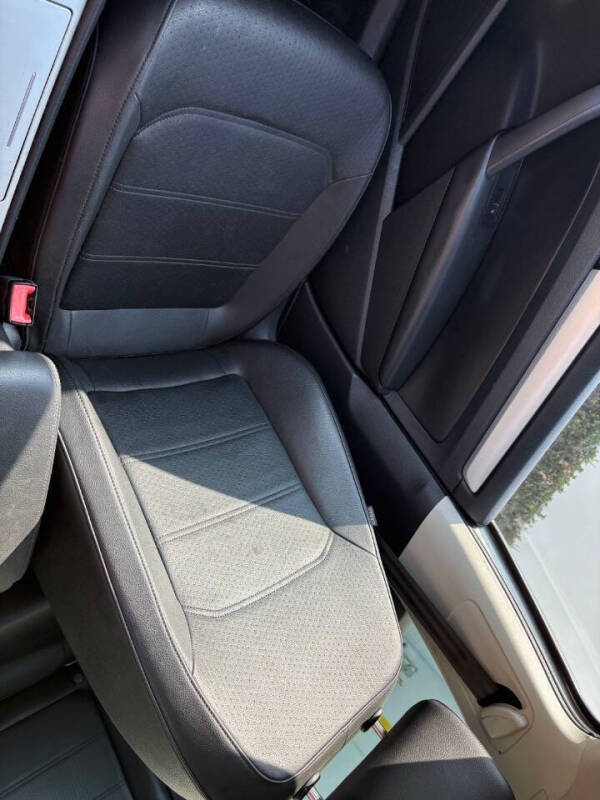 2012 Volkswagen Passat SE PZEV