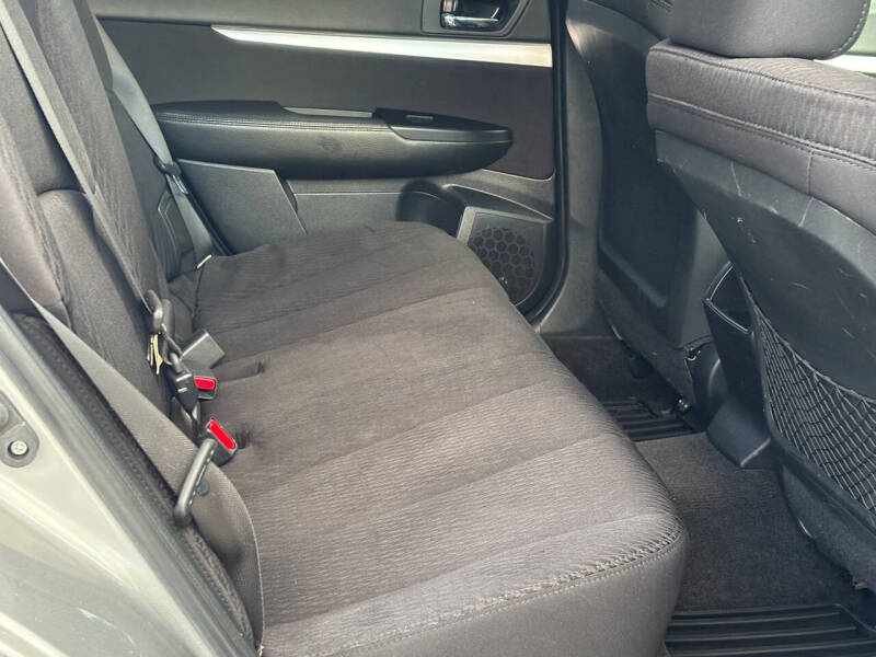 2010 Subaru Outback 2.5i Premium