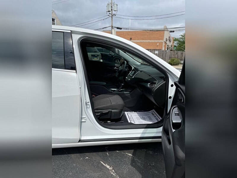 2017 Chevrolet Malibu LT