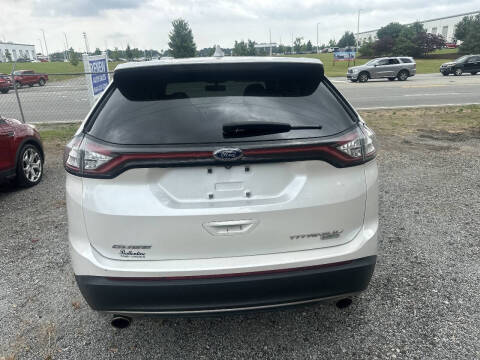 2017 Ford Edge Titanium