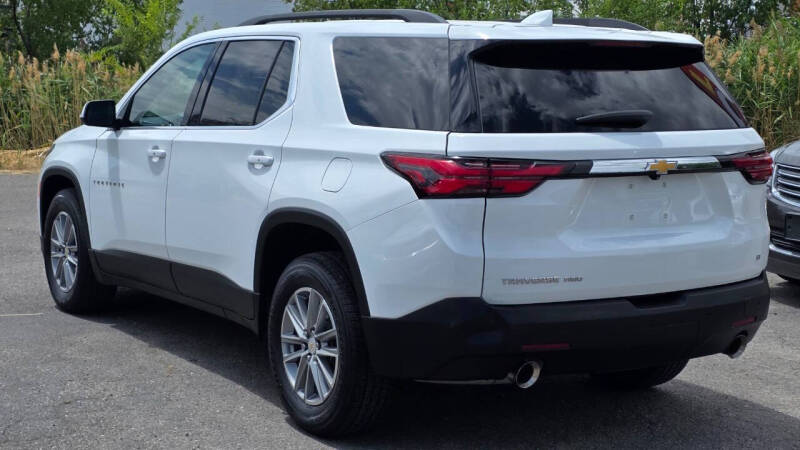 2022 Chevrolet Traverse LT Leather