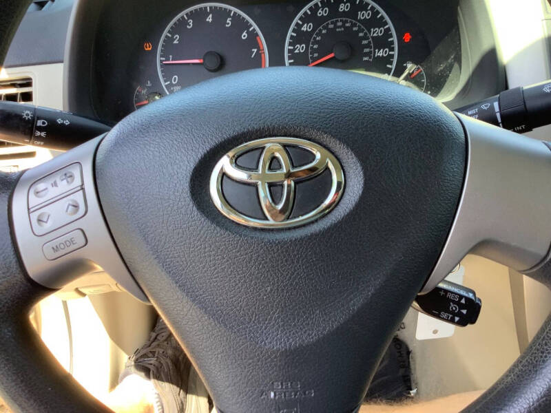 2013 Toyota Corolla LE