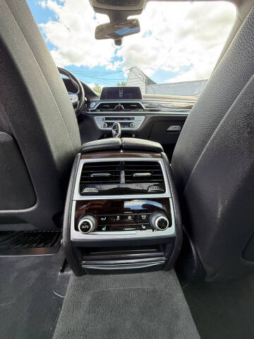 2018 BMW 7 Series 740i xDrive