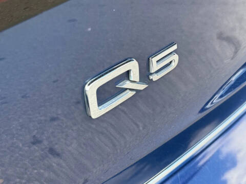 2017 Audi Q5 2.0T quattro Premium Plus