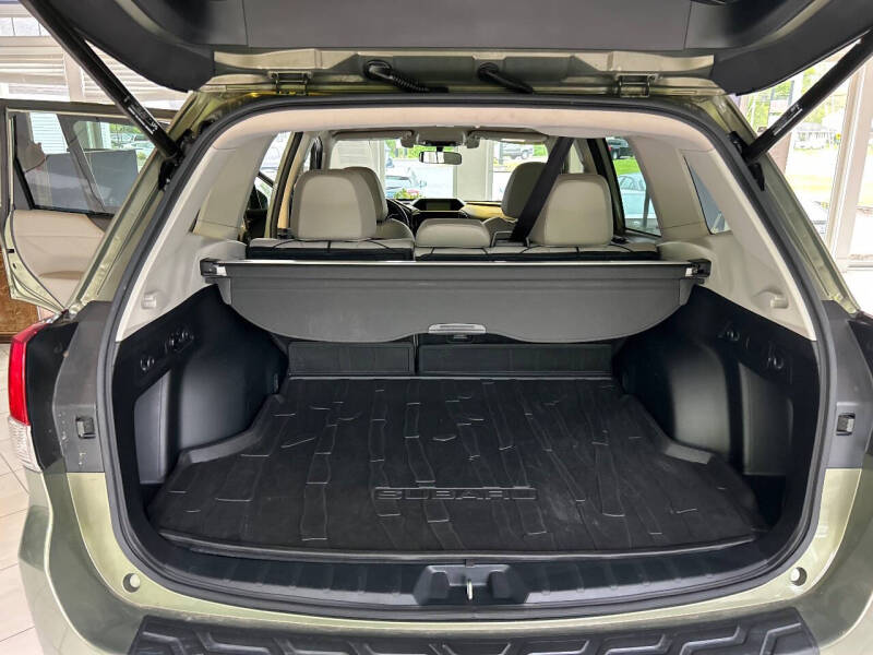 2020 Subaru Forester Limited - Photo 13