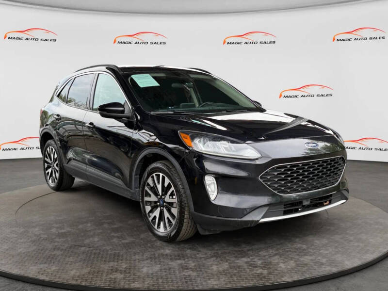 2020 Ford Escape SEL