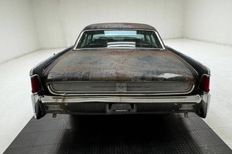 1961 Lincoln Continental