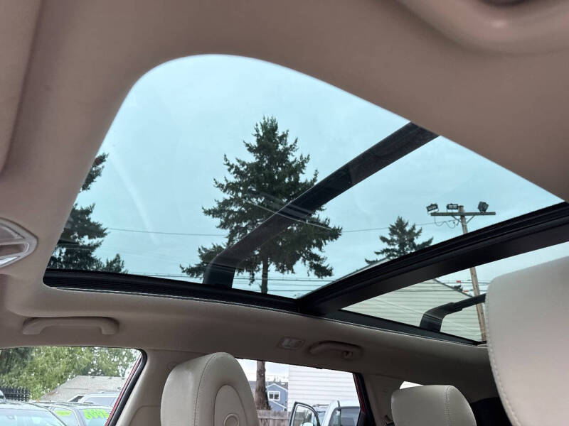 2017 Hyundai Santa Fe Limited Ultimate