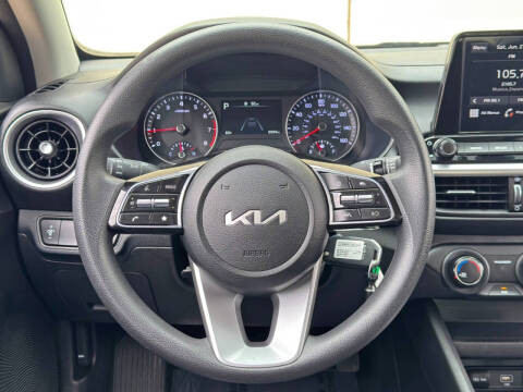 2023 Kia Forte LX
