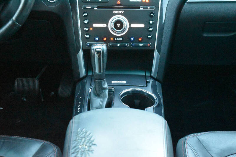 2016 Ford Explorer Sport