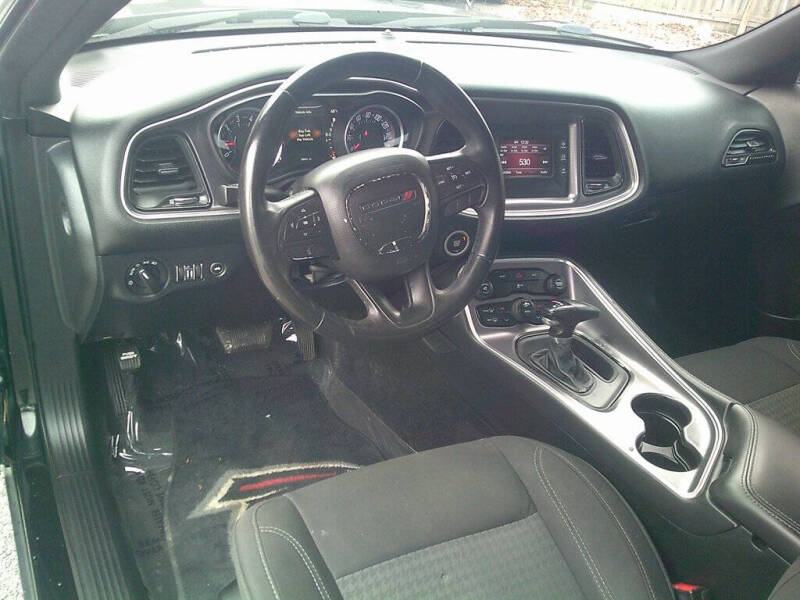 2016 Dodge Challenger SXT