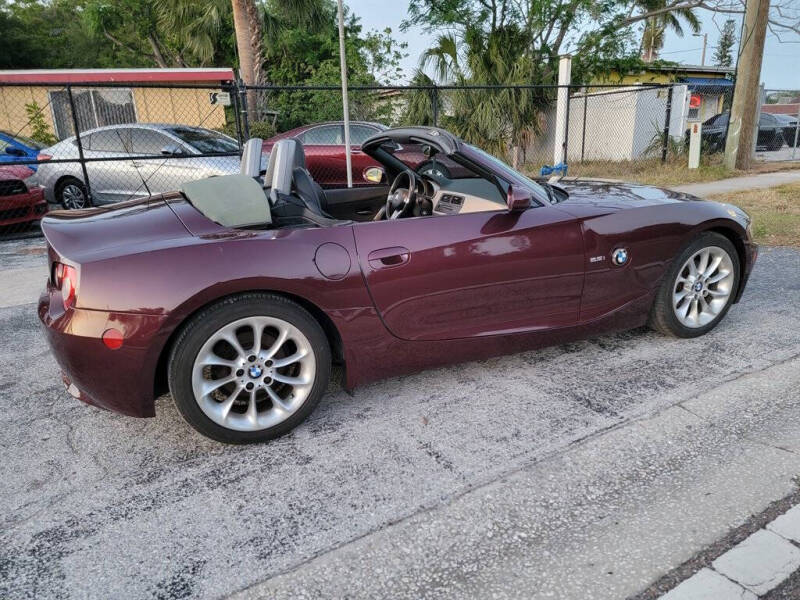 2005 BMW Z4 2.5i