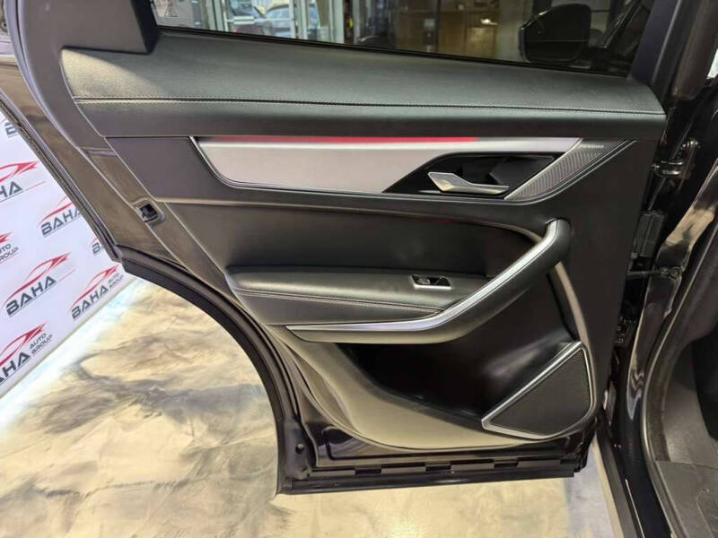 2023 Jaguar F-PACE P400 R-Dynamic S