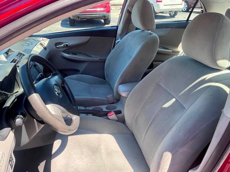 2012 Toyota Corolla LE