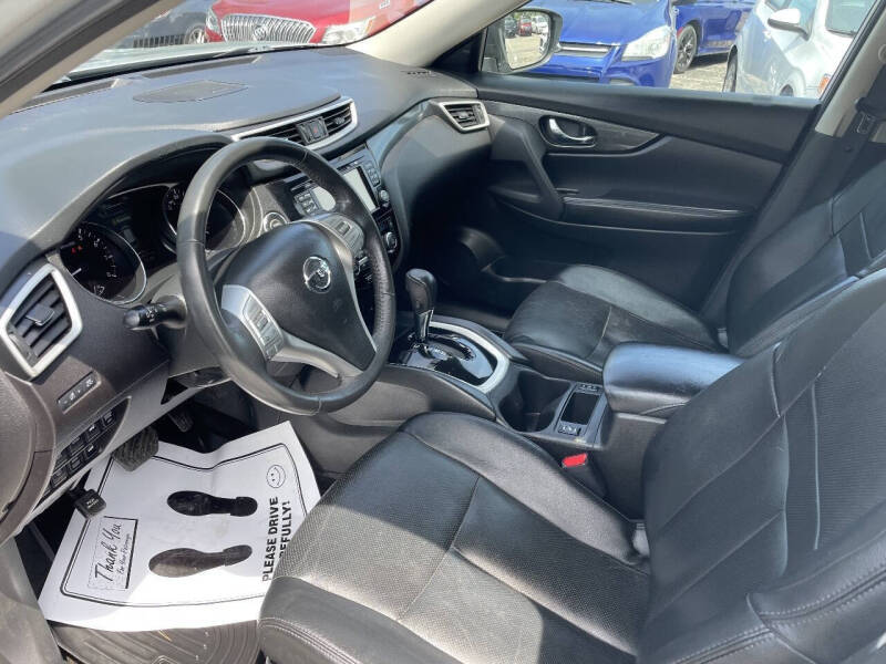 2016 Nissan Rogue SL