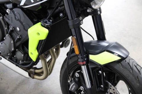 2024 Triumph Trident 66