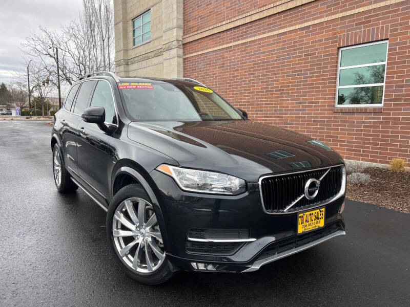 2016 Volvo XC90 T6 Momentum