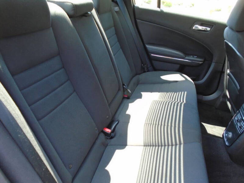 2013 Dodge Charger SE