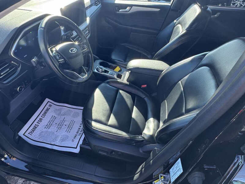 2024 Ford Escape Platinum