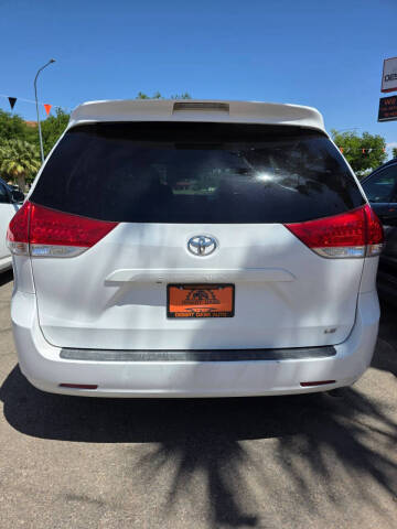 2014 Toyota Sienna