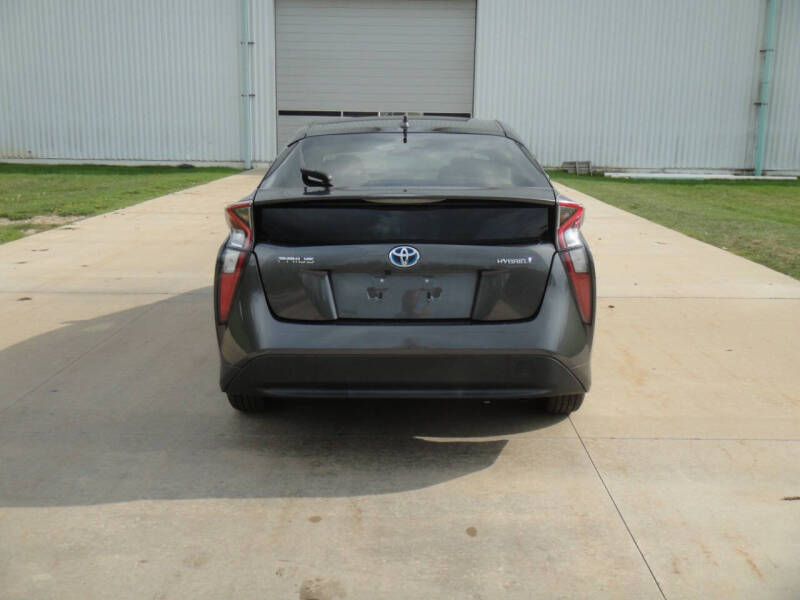 2017 Toyota Prius Four Touring