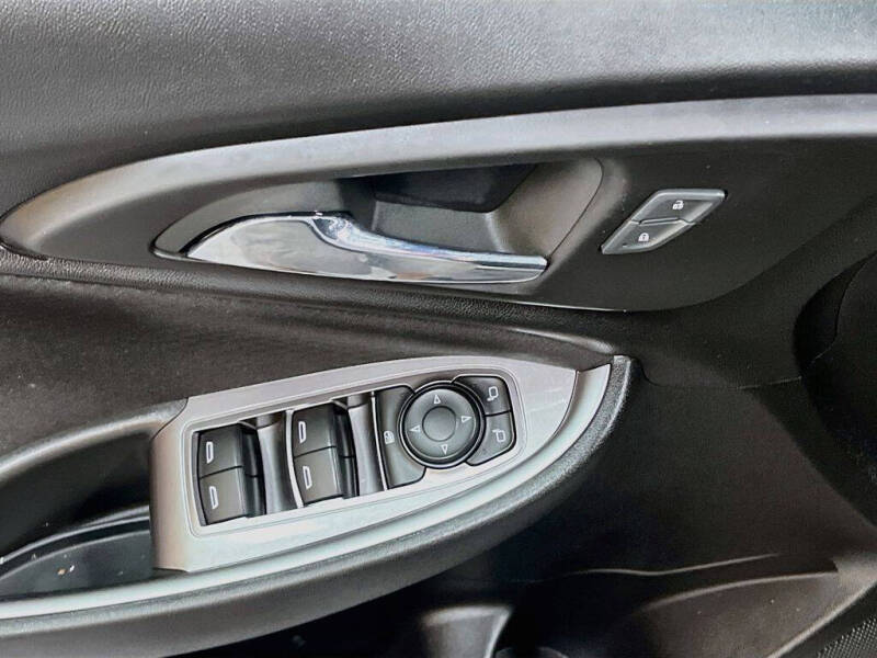 2022 Chevrolet Malibu LS