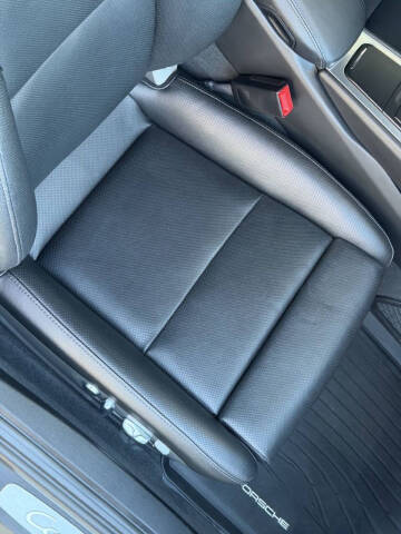 2017 Porsche 911 Carrera