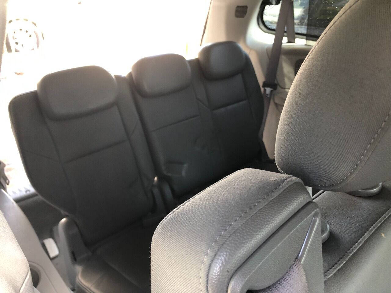 2008 Chrysler Town and Country  - $7,500
