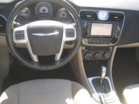 2012 Chrysler 200 Touring