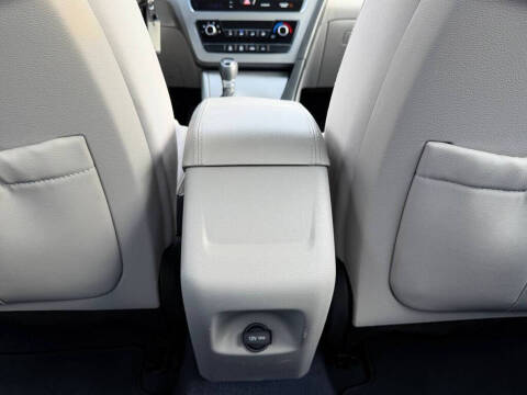 2015 Hyundai Sonata SE