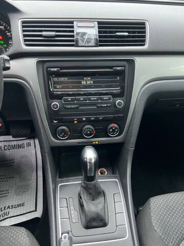 2014 Volkswagen Passat