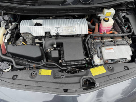 2012 Toyota Prius Plug-in Hybrid