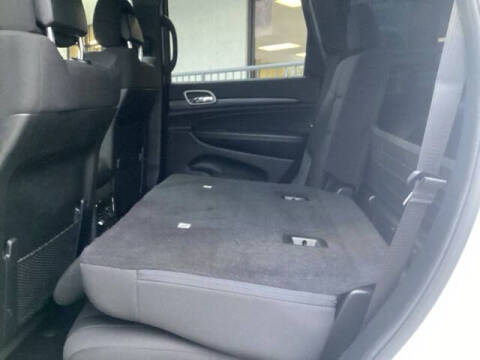 2020 Jeep Grand Cherokee Laredo E