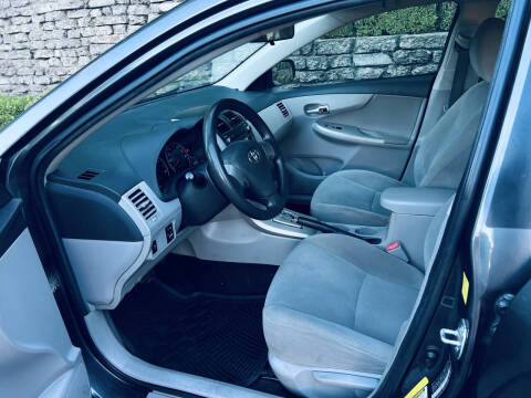 2011 Toyota Corolla LE