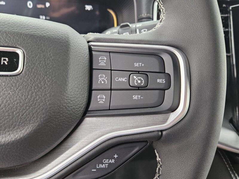 2025 Jeep Wagoneer L